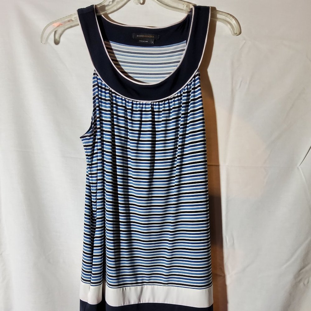 BCBG Maxazria, Medium, and Blue